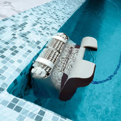 Limpiafondos automático Dolphin Active X4 Maytronics - limpieza linea flotacion